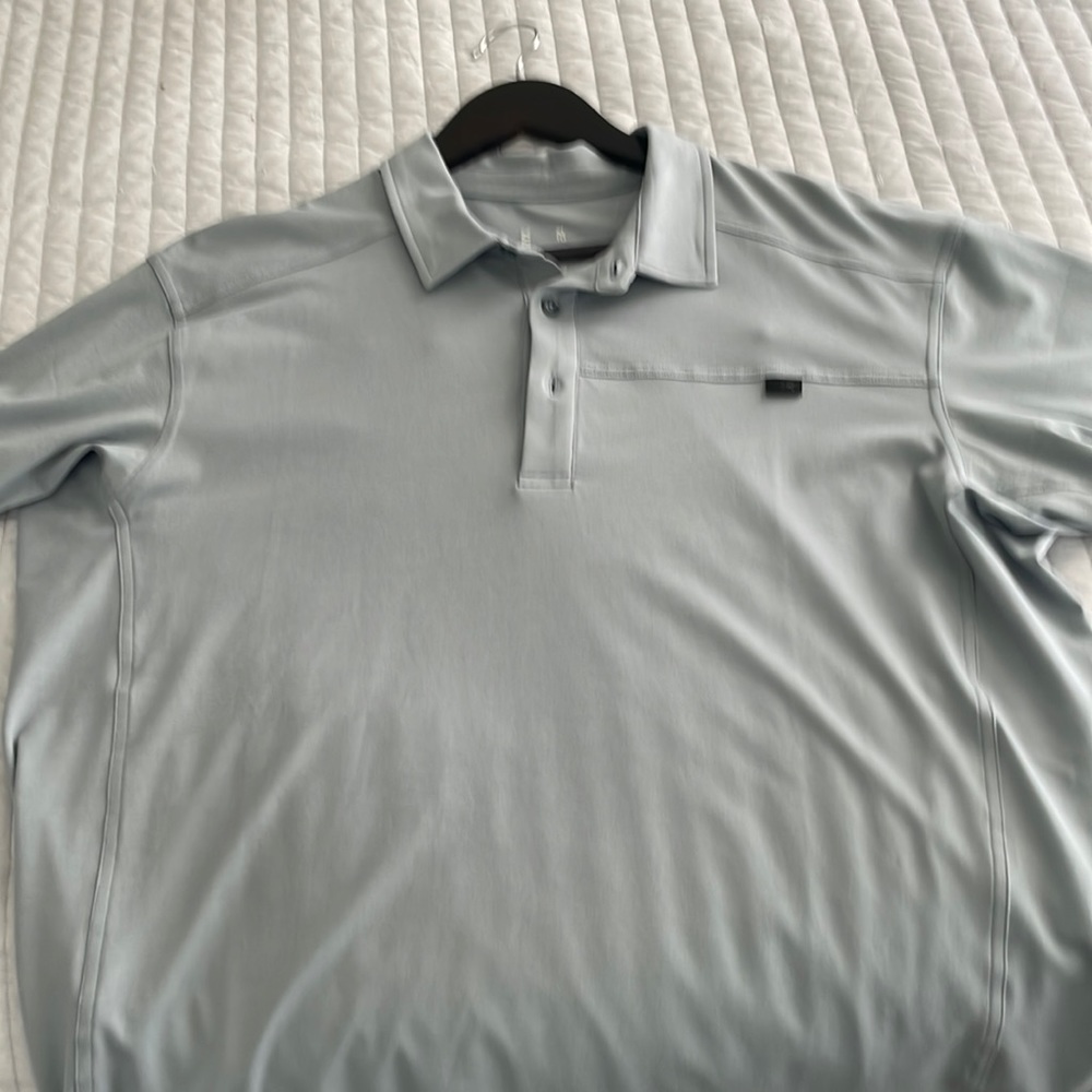 Arcteryx golf shirt XL like new condition